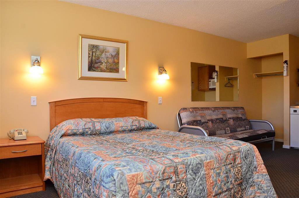 Canadas Best Value Inn Kelowna Quarto foto